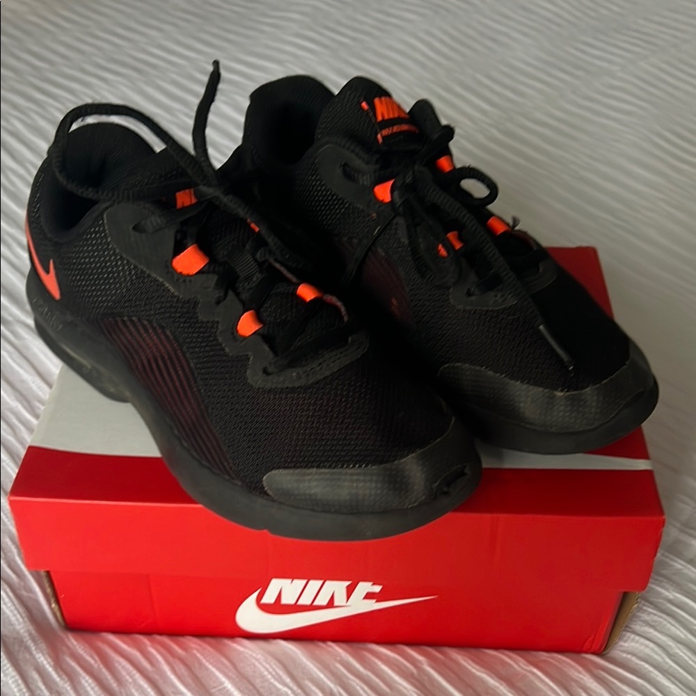 Nike Kids Black and Orange Sneakers